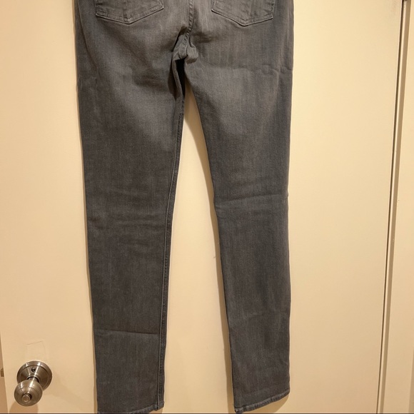 Rag & Bone Buxton wash, skinny, low rise, jean. Size 31. Very stretchy. - Picture 4 of 6